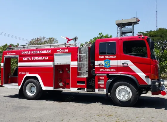 FIRE TRUCK FT 5000-6000 L 2 20150915_122255